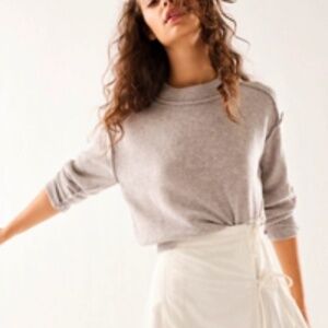 Free People Kora Cashmere Crew Sweater Sterling Sliver size Small